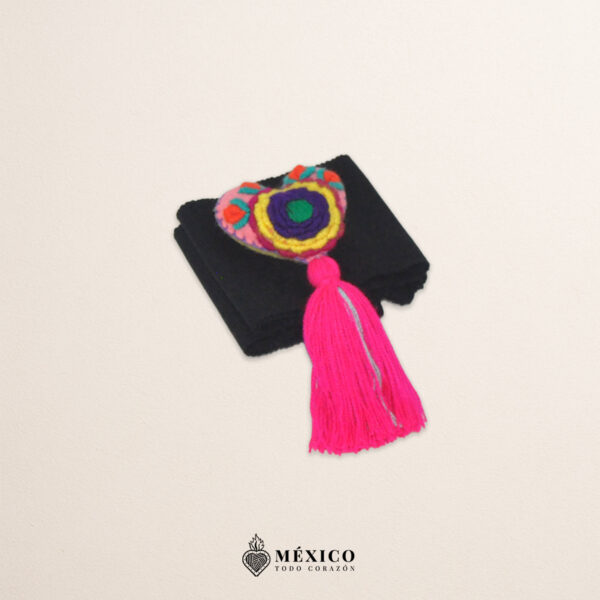 Black artisan Mexican waist belt (faja) featuring a multicolor heart embellishment in felt appliqué