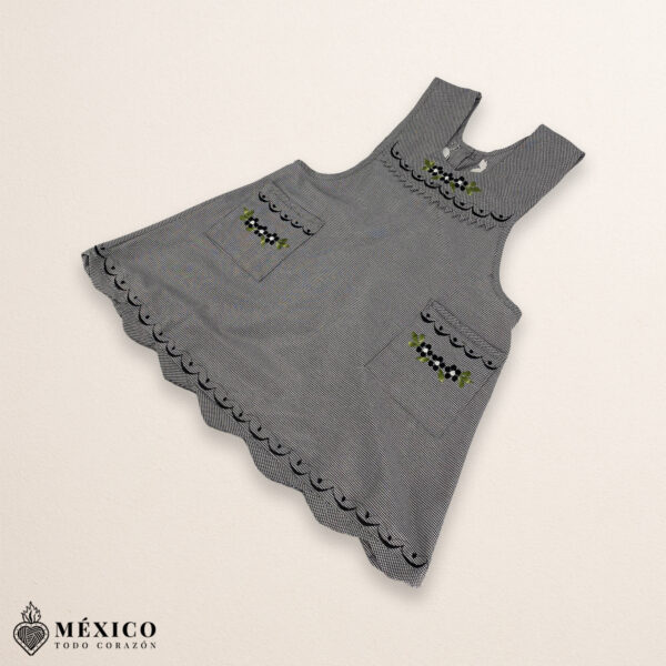 Light gray Mexican embroidered essential cotton blend kitchen apron featuring a daisy floral design