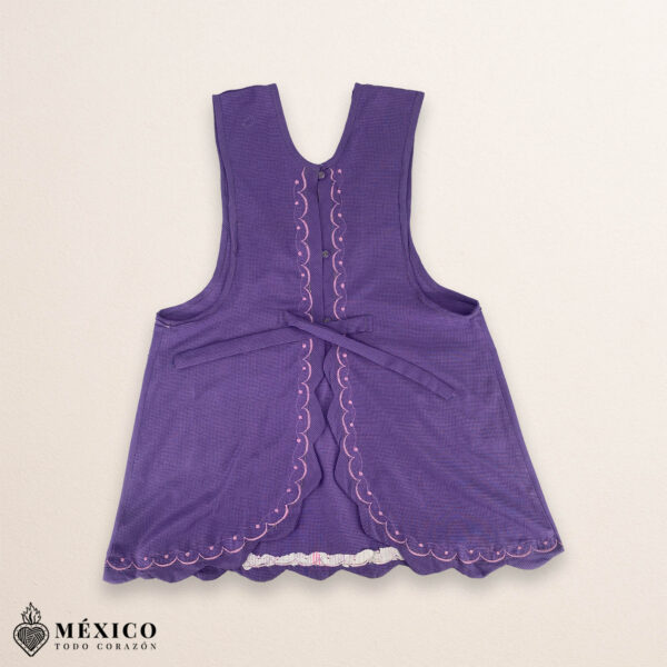 Lilac blue Mexican embroidered essential cotton blend kitchen apron featuring a daisy floral design