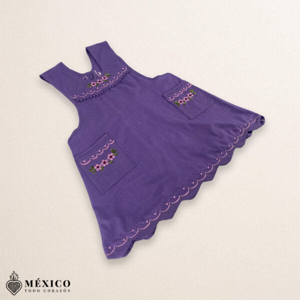 Lilac blue Mexican embroidered essential cotton blend kitchen apron featuring a daisy floral design