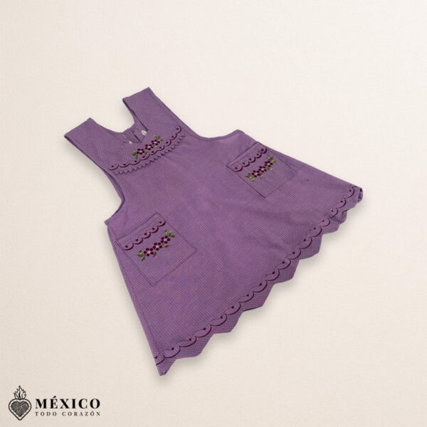 Lilac blue Mexican embroidered essential cotton blend kitchen apron featuring a daisy floral design
