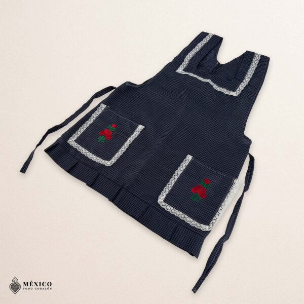 Blue Mexican embroidered apron made of essential cotton, handmade kitchen apron featuring traditional floral embroidery inspired by Mexican craftsmanship