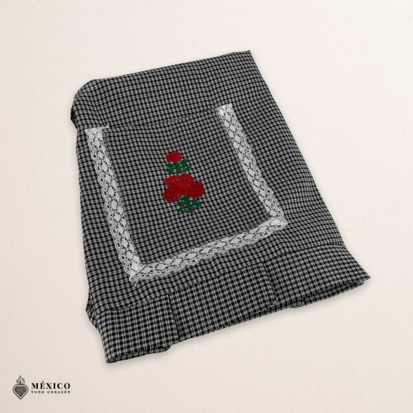 Mexican embroidered apron made of essential cotton, handmade kitchen apron featuring traditional floral embroidery inspired by Mexican craftsmanship