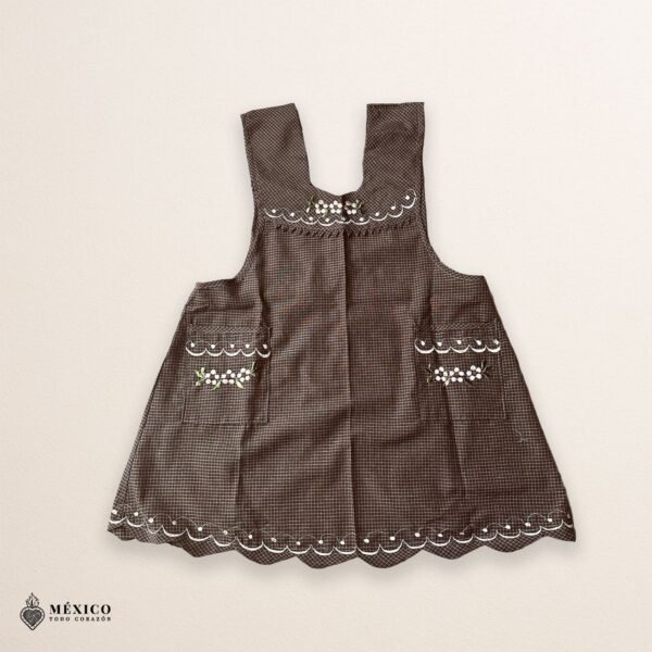 Brown Mexican embroidered apron made of essential cotton, handmade kitchen apron with traditional floral embroidery inspired by authentic Mexican designs