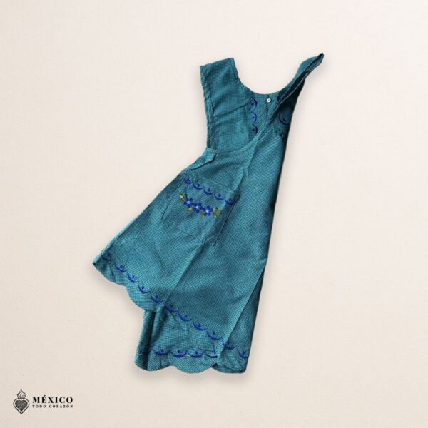 Turquoise Mexican embroidered apron made of essential cotton, handmade kitchen apron featuring traditional floral embroidery inspired by Mexican craftsmanship