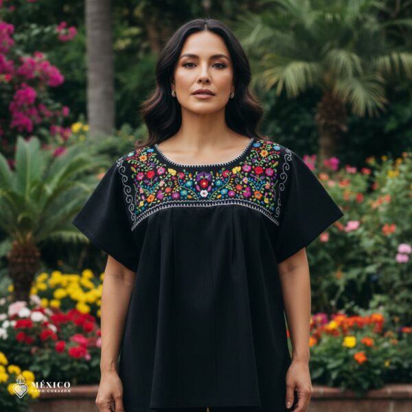 Mexican Embroidered Blouse – Handmade Otomi Floral & Animals Design