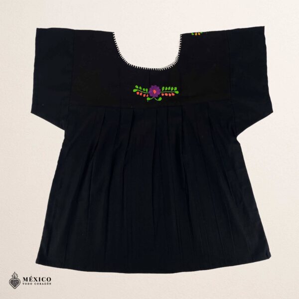 Mexican Embroidered Blouse – Handmade Otomi Floral & Animals Design